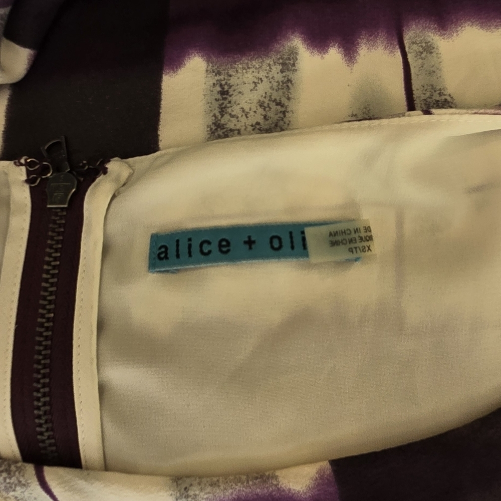 alice+olivia women XS silk watercolor 3/4 zipper blouse short sleeve boho Career - Picture 8 of 8